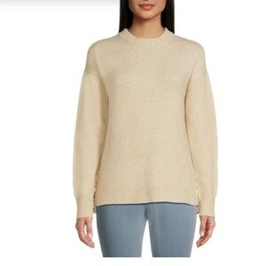 Side button classic crewneck sweater